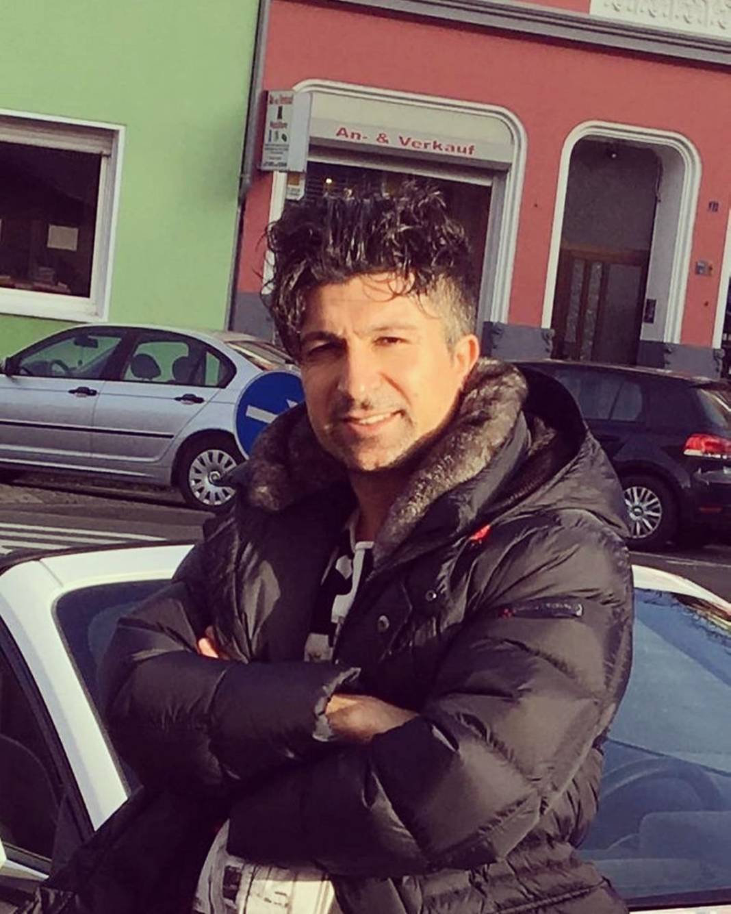 Lotodan kazandığı parayı takipçilerine dağıtıyor! Milyoner Kürşat Yıldırım'dan şaşırtan karar! 11